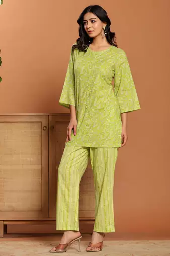 Green printed cotton coord set