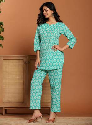 Green printed cotton coord set 4