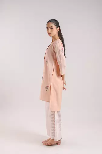 Nude pink cotton floral embroidered kurta set