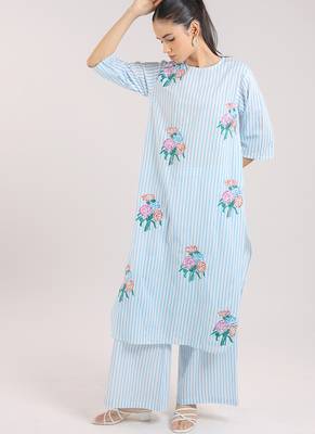 Ice blue floral embroidered kurta with pant 2