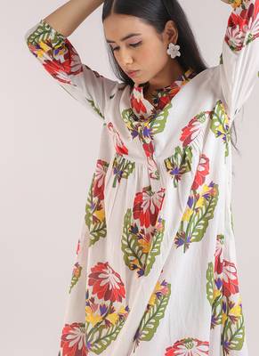 White foral printed cotton kurta set 2