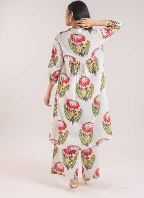 White foral printed cotton kurta set 5
