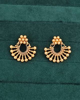 Gold-plated necklace and earrings set, south indian temple jewellery design with beaded 5