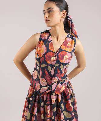 Black floral printed cotton wasit coat and skirt set 3