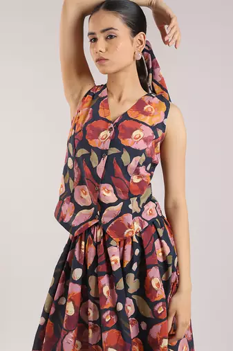 Black floral printed cotton wasit coat and skirt set
