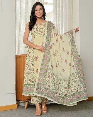 yellow cotton straight sleeveless strappy kurta dupatta set 6