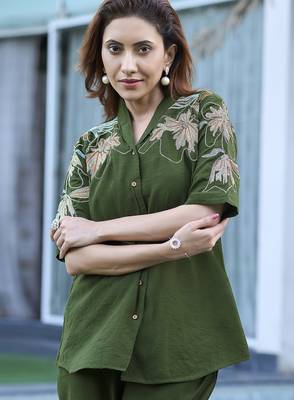 Women Viscos Creap Thred & Hand work Co-ords 3