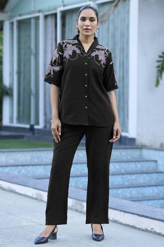 Women Viscose Thread & Hand work Top With Pant