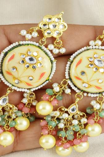 Kundan meena rose-green quartz earrings