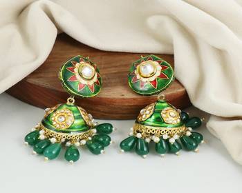 Meena green onyx pearl earrings 2