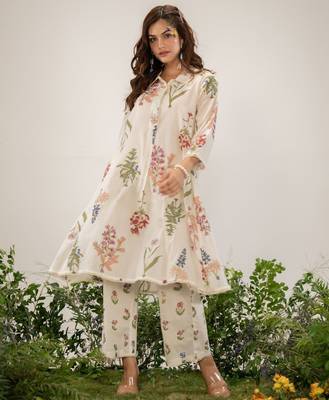 pearl cream printed cotton kurta sets 1