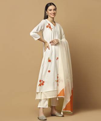 White floral embroidered cotton kurta-set 4