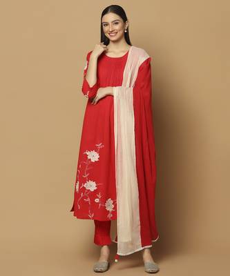 Red floral embroidered cotton kurta-set 1
