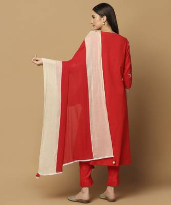 Red floral embroidered cotton kurta-set 4