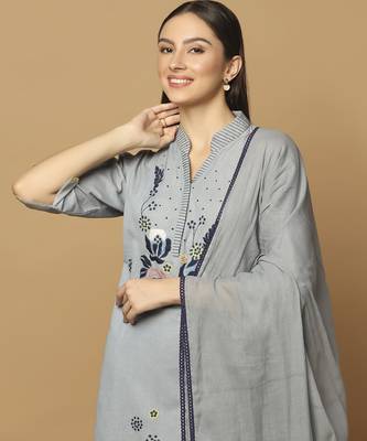Grey floral embroidered cotton kurta-set 4