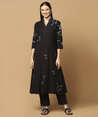 Black floral embroidered cotton kurta-set 2