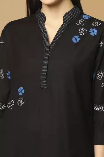 Black floral embroidered cotton kurta-set