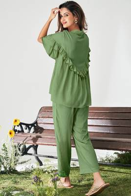 Olive green viscose rayon slub solid co-ord set for women 2