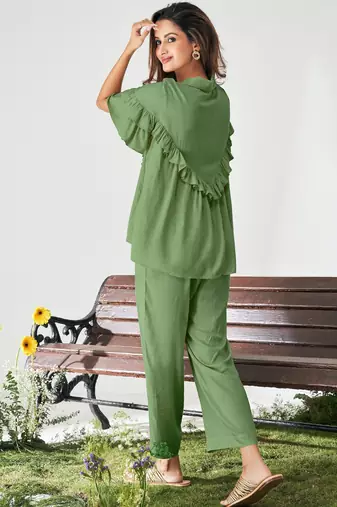Olive green viscose rayon slub solid co-ord set for women
