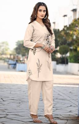 Cream cotton blend printed co-ord set for women 3