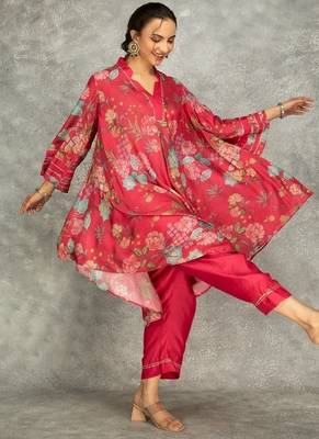 Hot pink cotton silk printed high low kurta and pant set 3