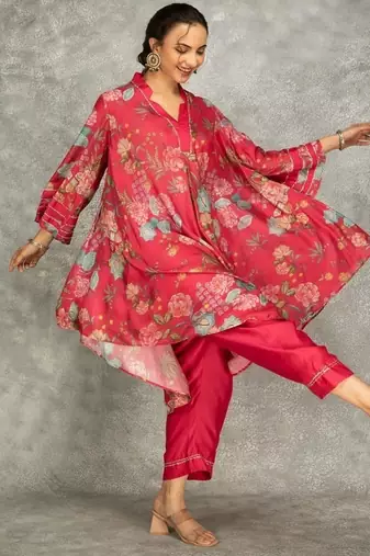 Hot pink cotton silk printed high low kurta and pant set