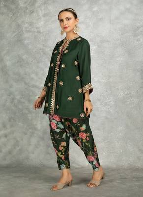 Green cotton silk mirrror embroidered angrakha kurta set 2
