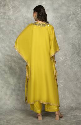 Yellow cotton silk plain kaftaan set with neckline embroidery 3