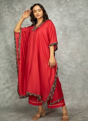 Rose pink cotton silk plain kaftaan set with neckline embroidery 2