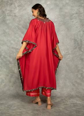 Rose pink cotton silk plain kaftaan set with neckline embroidery 3