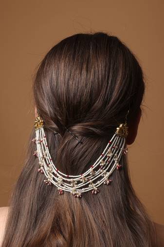 Petal whisper braid pin