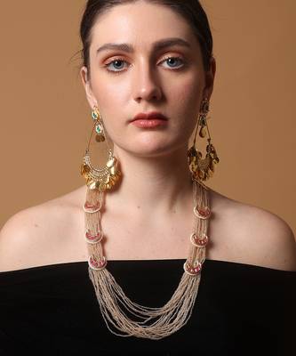 Chestnut charm haar pendent necklace 1