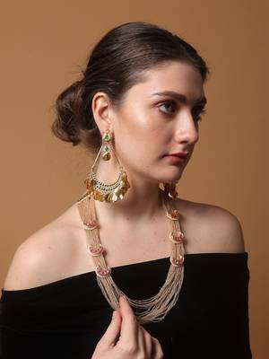 Chestnut charm haar pendent necklace 3