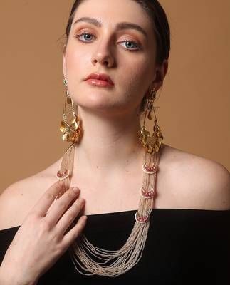 Chestnut charm haar pendent necklace 4