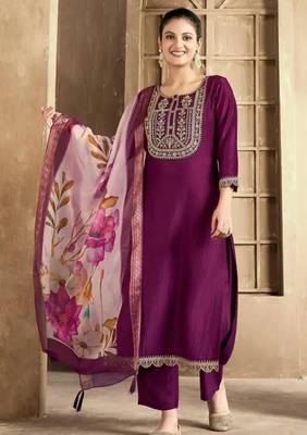 Wine color spun rayon slub fabric heavy embroidery kurta set with digital printed dupatta 4