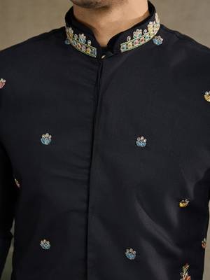 Black pure cotton thread with sequence embroidered work kurta with koti for men 6