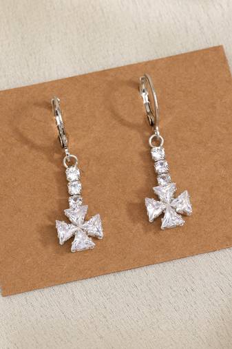 Exquisite silver color antique stone earrings with fine antique detailing