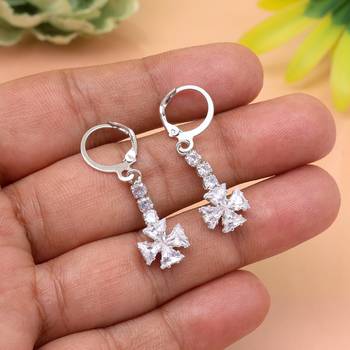Exquisite silver color antique stone earrings with fine antique detailing 2