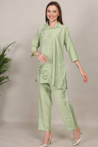 Green thread embroidery vertigan silk co-ord set