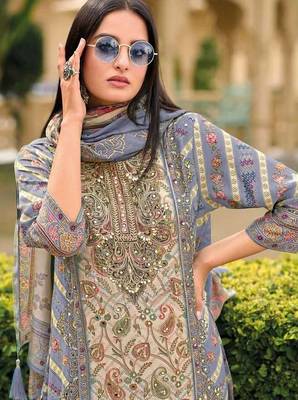 Purple embroidered viscouse semi-pakistani salwar suit 2