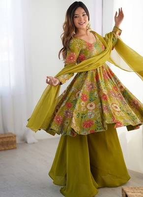 Mehendi romansilk with print kediya with palazzo suit 3