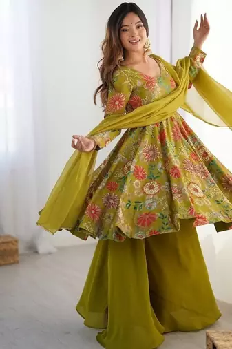 Mehendi romansilk with print kediya with palazzo suit
