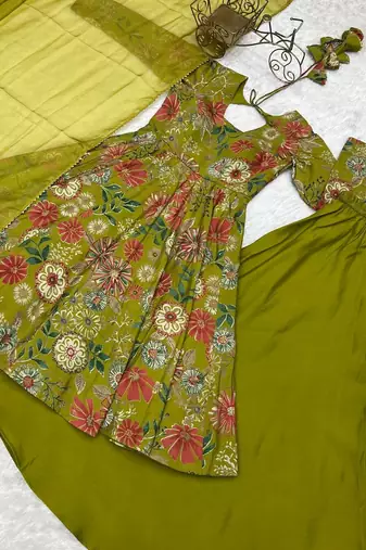 Mehendi romansilk with print kediya with palazzo suit