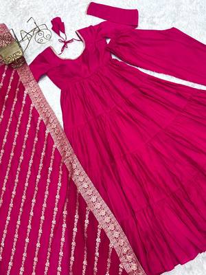 Ranipink roman silk chanderi with fully flair anarkali pant with dupatta 2