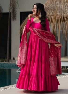 Ranipink roman silk chanderi with fully flair anarkali pant with dupatta 3