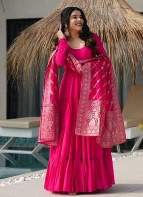 Ranipink roman silk chanderi with fully flair anarkali pant with dupatta 4