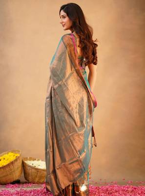 Trendmalls Trendmalls Teal Tissue cotton handloom saree with unstitched blouse 4