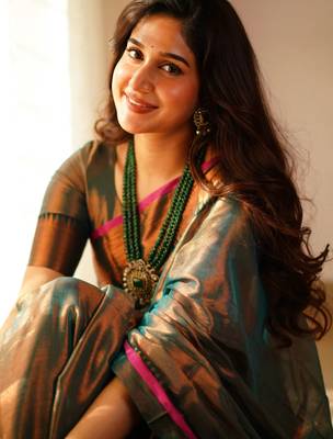 Trendmalls Trendmalls Teal Tissue cotton handloom saree with unstitched blouse 5