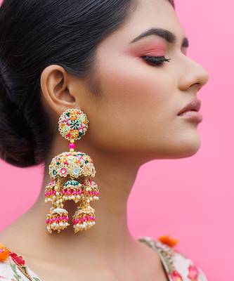 Multicolor earrings with yellow gold plating and metal base 1