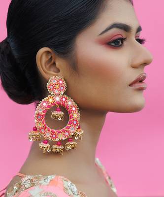 Pink metal based yellow gold plated earrings 2